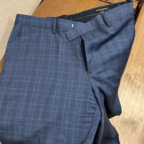 Like New Banana Republic Dress Italian 100% Wool Fabric Slim Fit Marlane Pants! - Picture 3 of 8